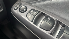 Nissan Juke 1.0 DiG-T 114 N-Connecta 5dr Petrol Hatchback